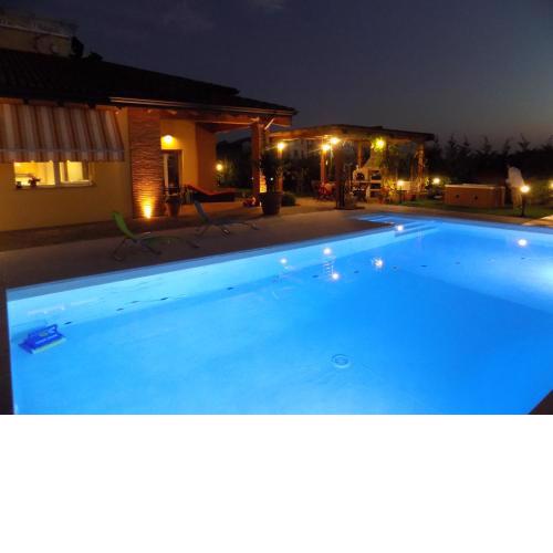 Villa with private swimming pool & Spa Parma