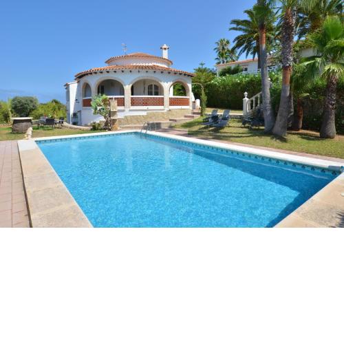 Villa with Sea and Mountain view