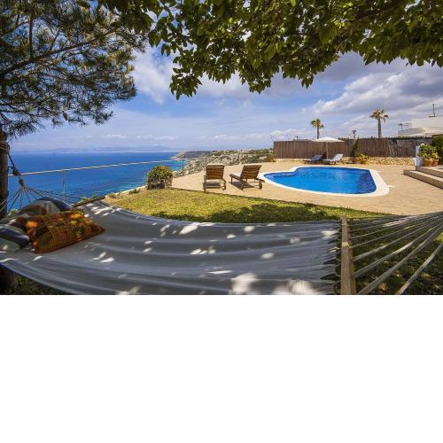 Villa with sea view and private pool