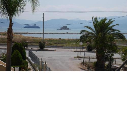 Villa with the view of Palamidi and Bourtzi