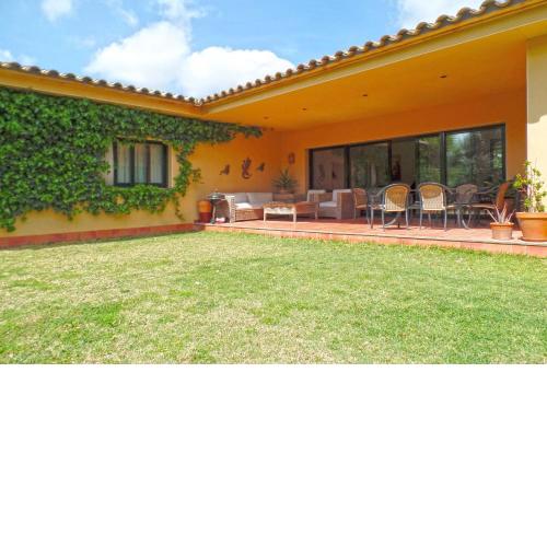 VILLA XIPRES