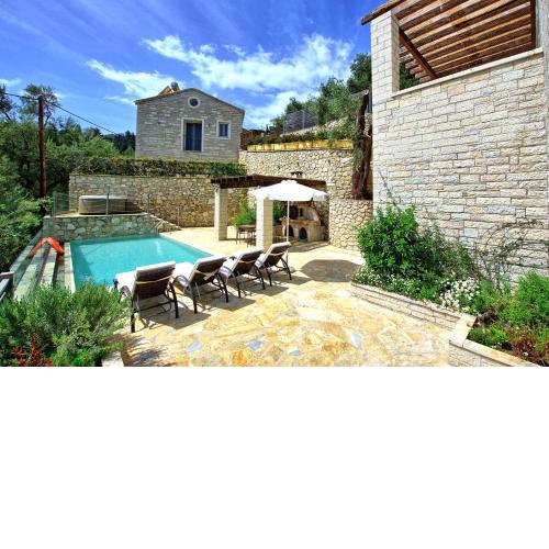 Villa Yaisemi by MediterraneanVillas