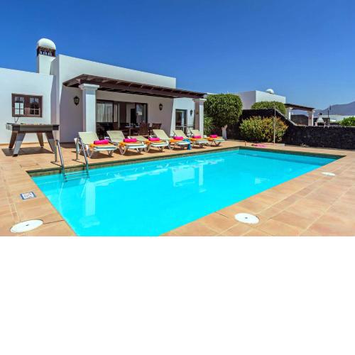 Villa Yaiza by Villa Plus