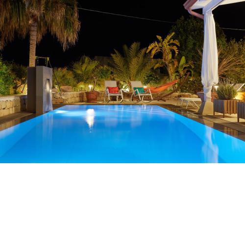 VILLA ZAIMA CON PISCINA PRIVATA