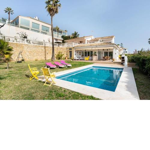 Villa Zebra with sea views from every room!
