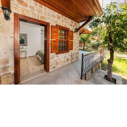 Villa Zemira Garden
