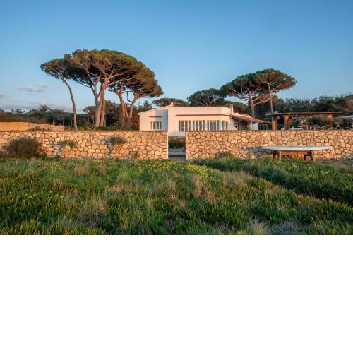 Villaflair - Gianella Beach Cottage