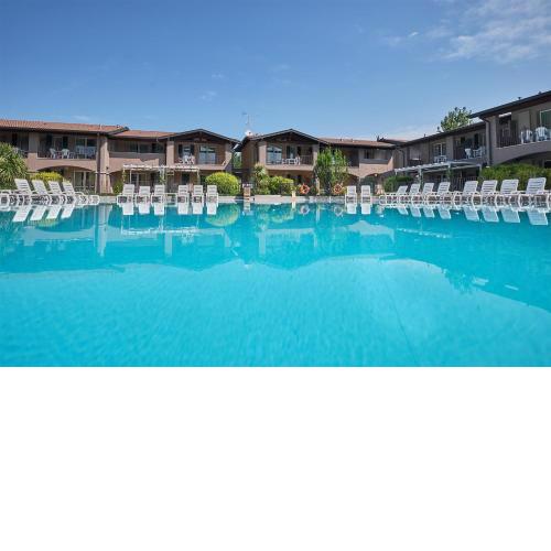 Villaggio Turistico Lugana Marina