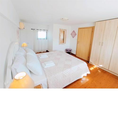 Villas and apartments on a private farm, only 1 km away from the beach!