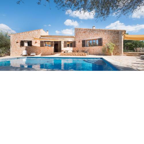 Villas Salinas Family & Friends