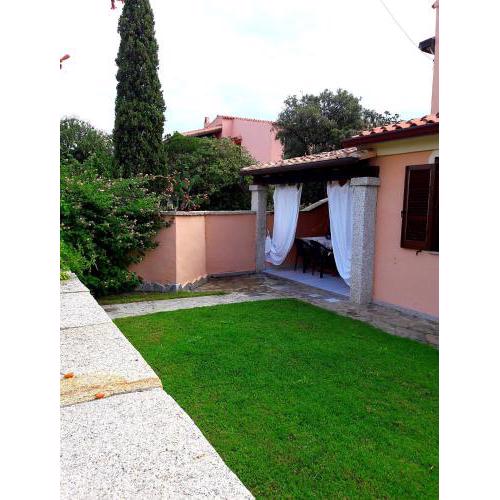 Villetta a San Teodoro in zona tranquilla