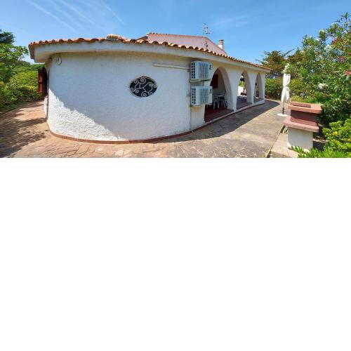 Villetta con giardino