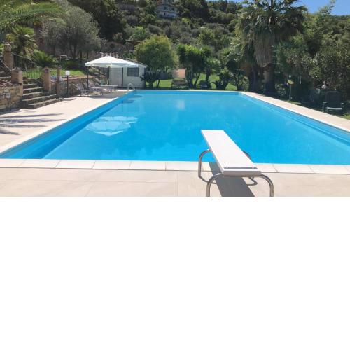 Villetta con piscina LAUREANA CILENTO FF