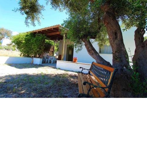 Villetta indipendente 250m dal mare Rif. 449