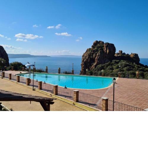 Villetta L'Estasi Tanca Piras a bordo piscina, vista mare e Wi-Fi