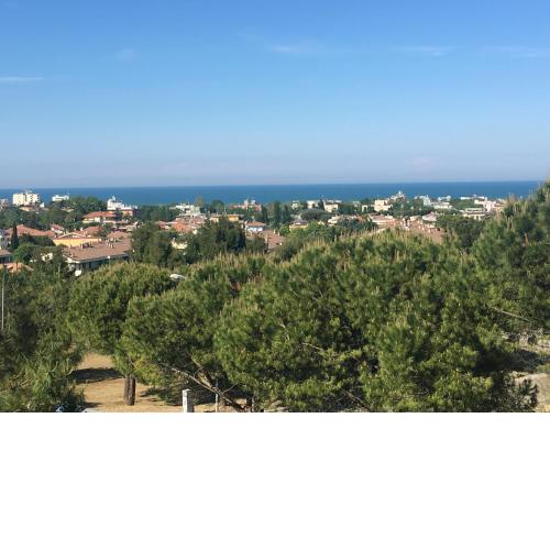 Villetta Panoramica con Giardino a Riccione