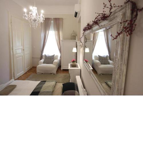 Vintage Apartment at Basilica