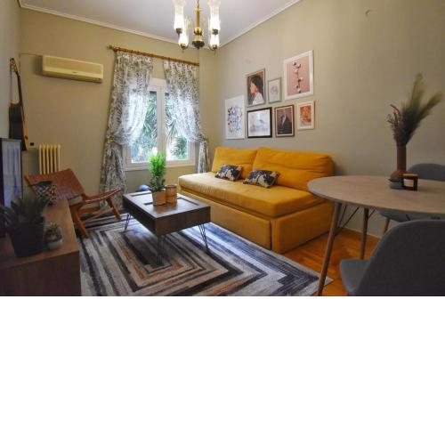 Vintage Apartment