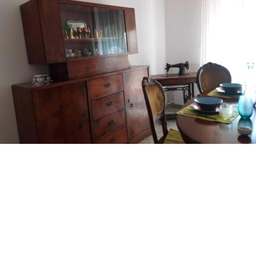 Vintage flat
