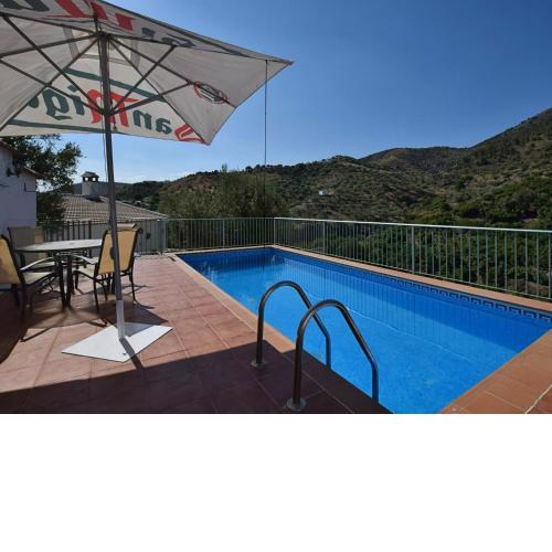 Vintage Holiday Home in Andalusia with Pool