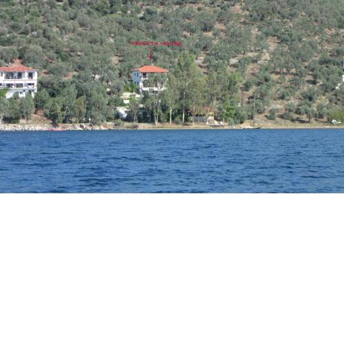 Violetta Studios & Apartments