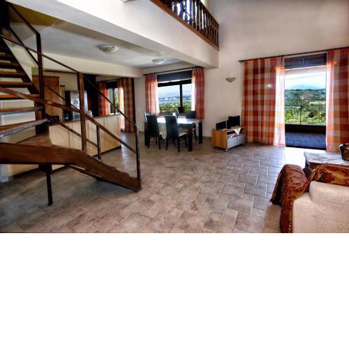 Viros Holiday House