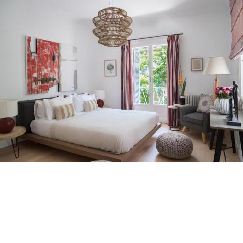 Virtue by Stylish Stays