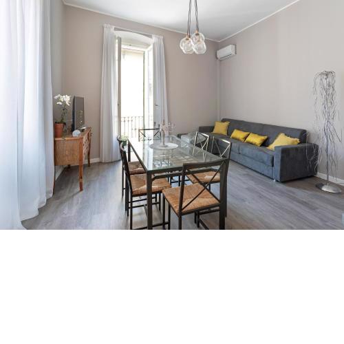 Vittoria Corner - byMyHomeInComo