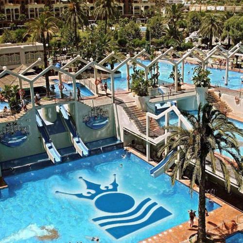 VIVE BENALMÁDENA ESPECTACULAR APARTAMENTO en BENAL BEACH , FRONTAL AL MAR