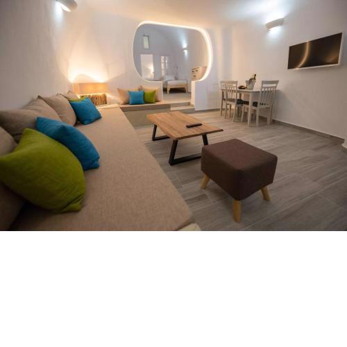 Vivid Caves 2 Bedroom Cavehouse