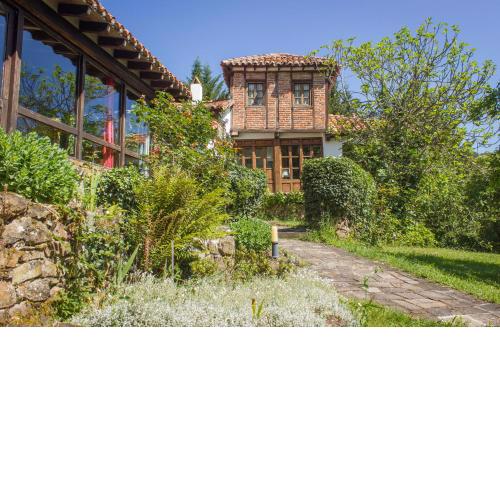 Viviendas Rurales El Covaju