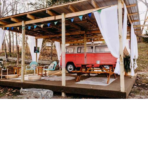 Volkswagen T2 Camper van Glamping