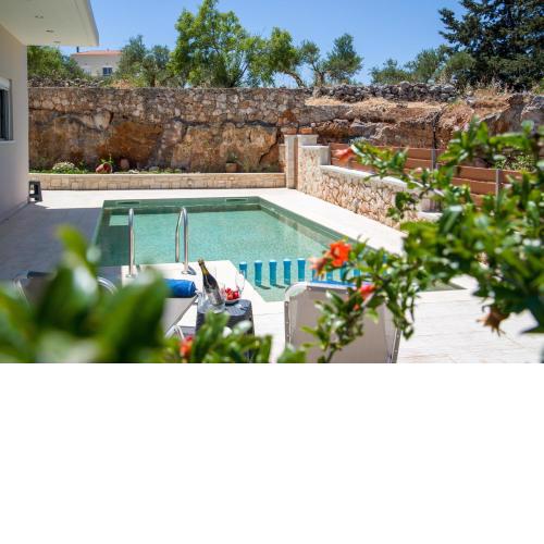 Vrahokipos Villa