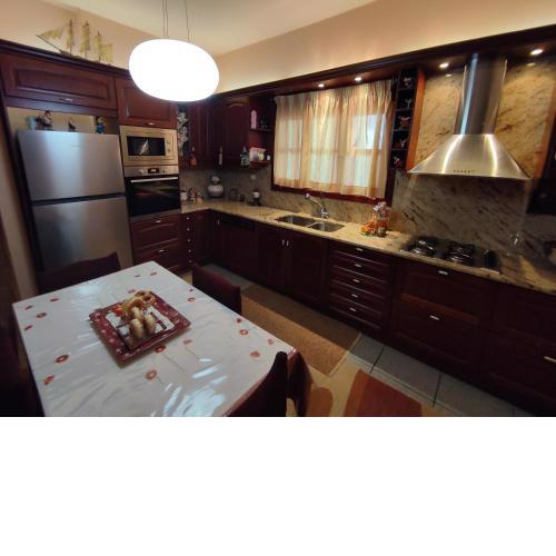 Vretti's House