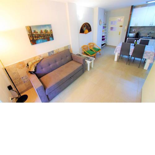 V&V LLORET- APARTAMENTO BLANC con piscina comunitaria, aire acondicionado, ideal familias