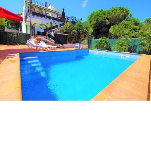 V&V LLORET-VILLA CAN JORDI con aire acondicionado, mesa ping-pong, piscina, barbacoa!!