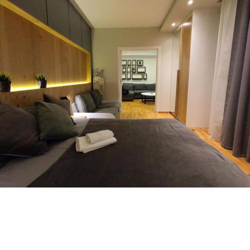 Walk Distance To Acropolis with A Charming Design