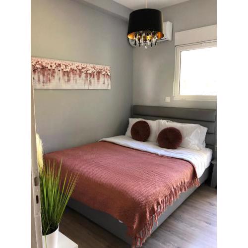 Walk to Acropolis from Luxury Apartment Near Metro