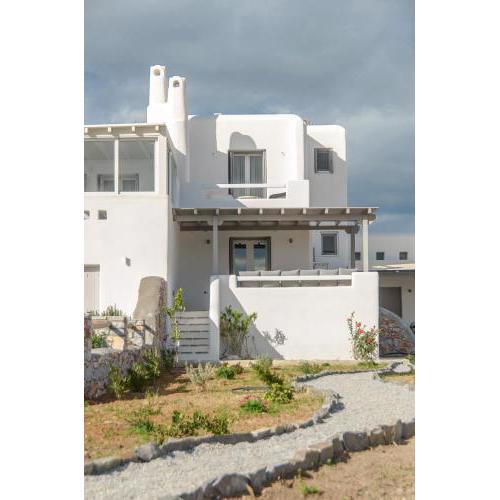 Wave Whisper Villa