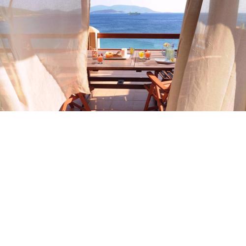 Wavefront Serenity - Exotic & Dreamy Getaway
