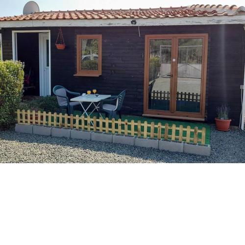 Weaver Studio Apartment, with outside space, Near Burgas