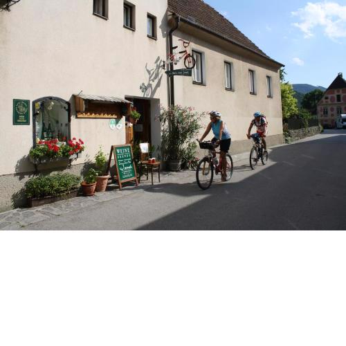 Weinbau-Gästezimmer Martin und Eva Maria Jamek