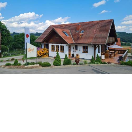 Weinhof - Gästehaus - Camping Radl