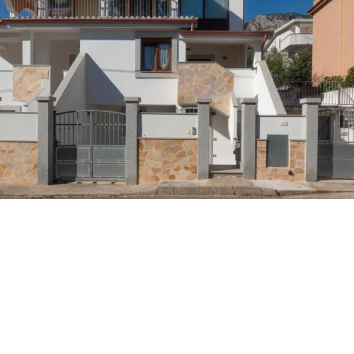 Welcomely - Casa Dei Lecci - Cala Gonone