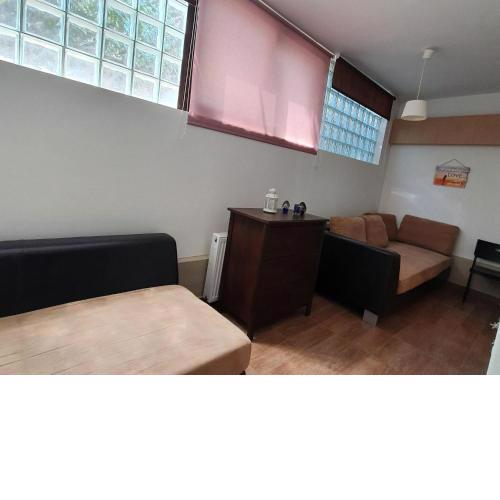 Welcoming apartment in Loutra Elenis with garden