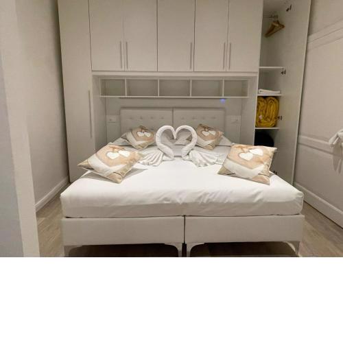 White Apartment Siena Center