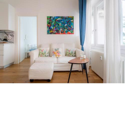 White Candle Apt, Close to Gemelli and City Center