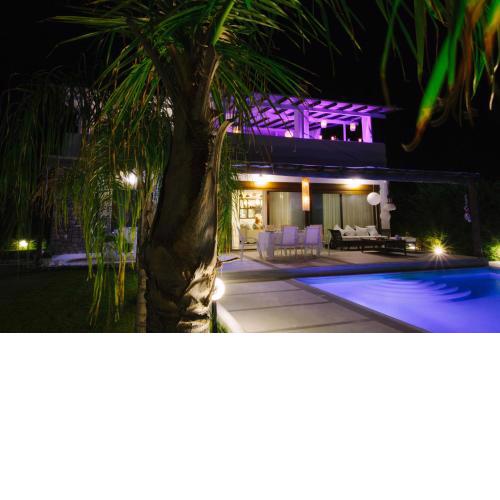 White Diamond villa with private pool