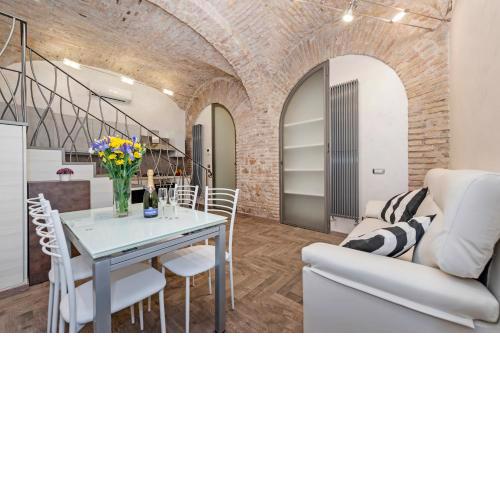 White flat Rione Monti