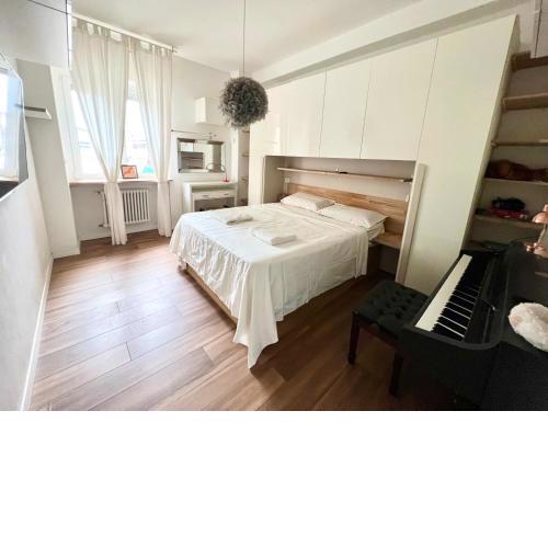 white home near Linate